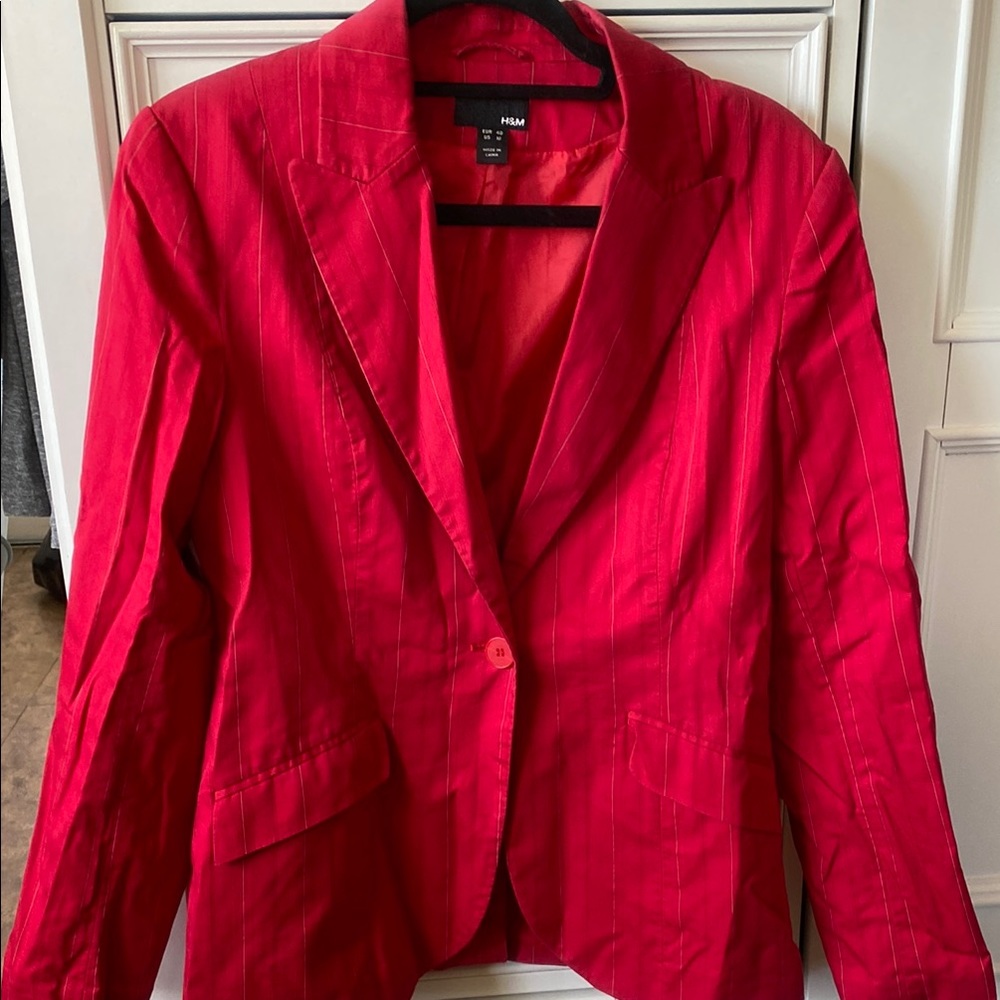 H&M Red Tailored Blazer with Notched Lapels